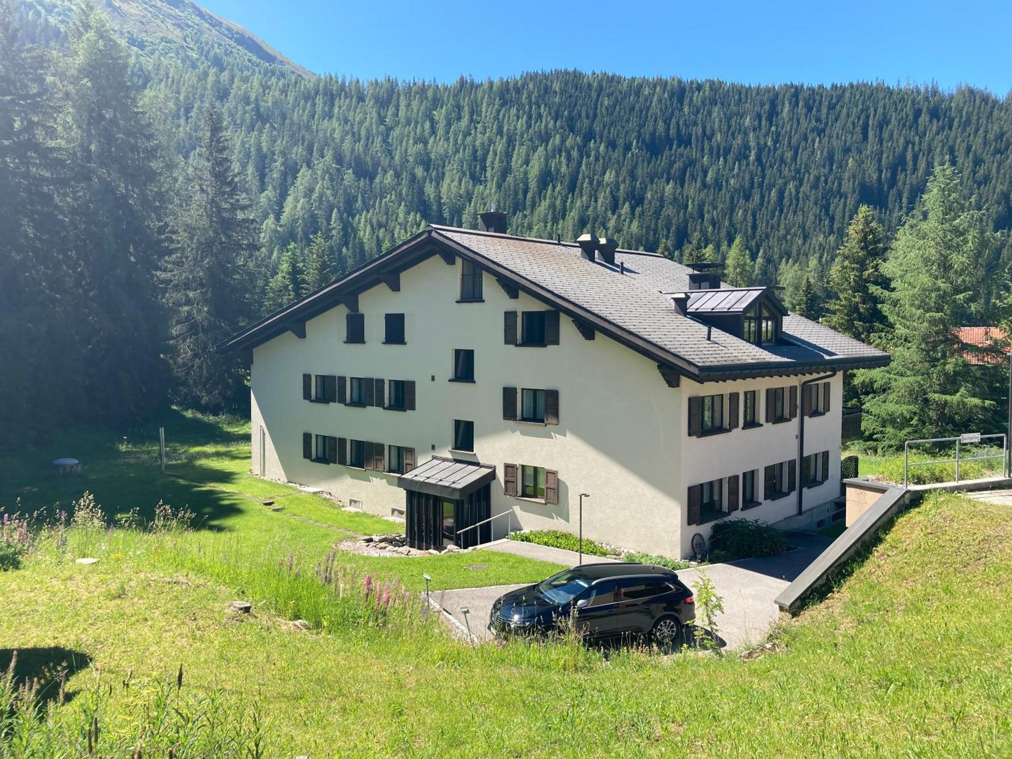 Ferienwohnung Haus Ginseng Davos Exterior photo