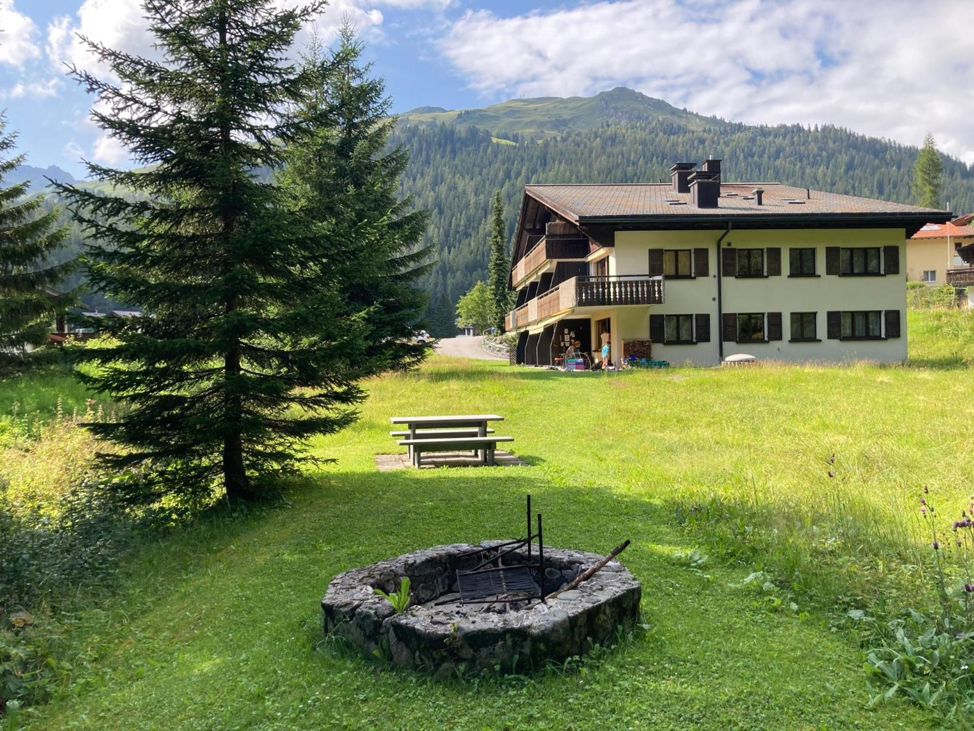 Ferienwohnung Haus Ginseng Davos Exterior photo